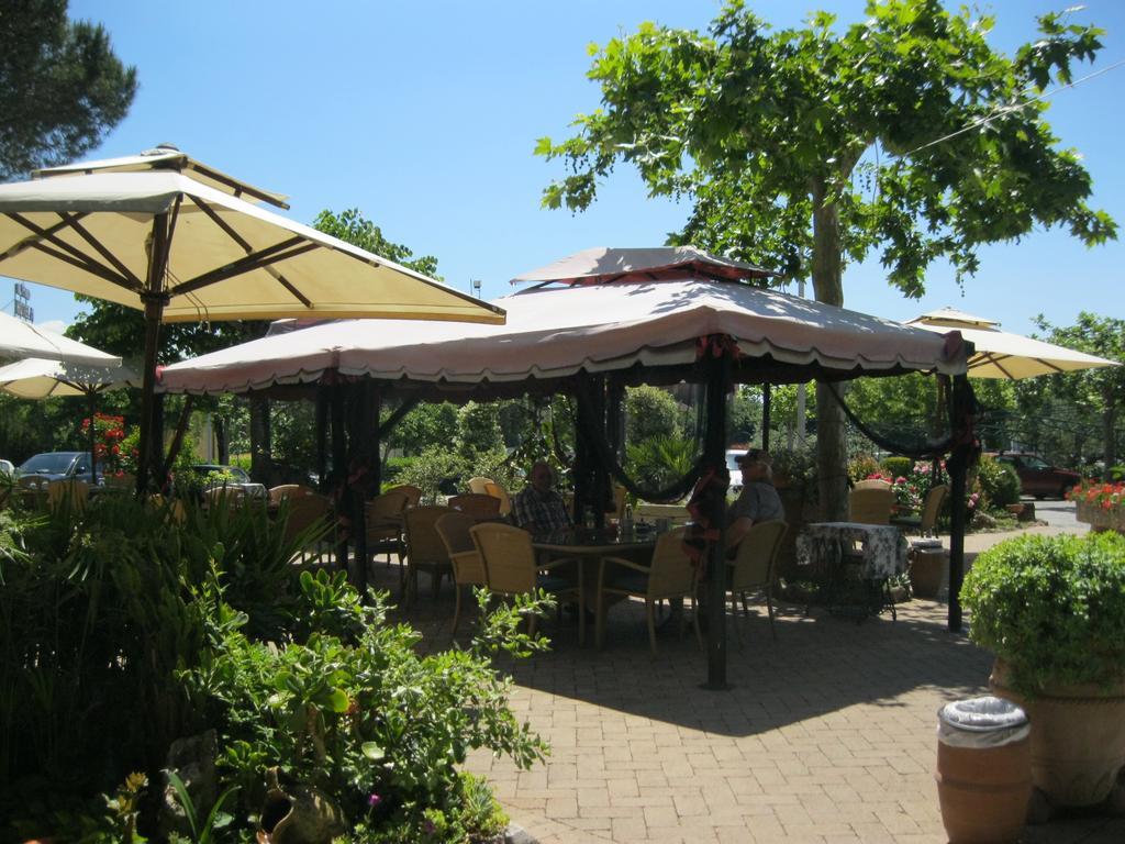 Hotel Rosati คิอูซี ภายนอก รูปภาพ